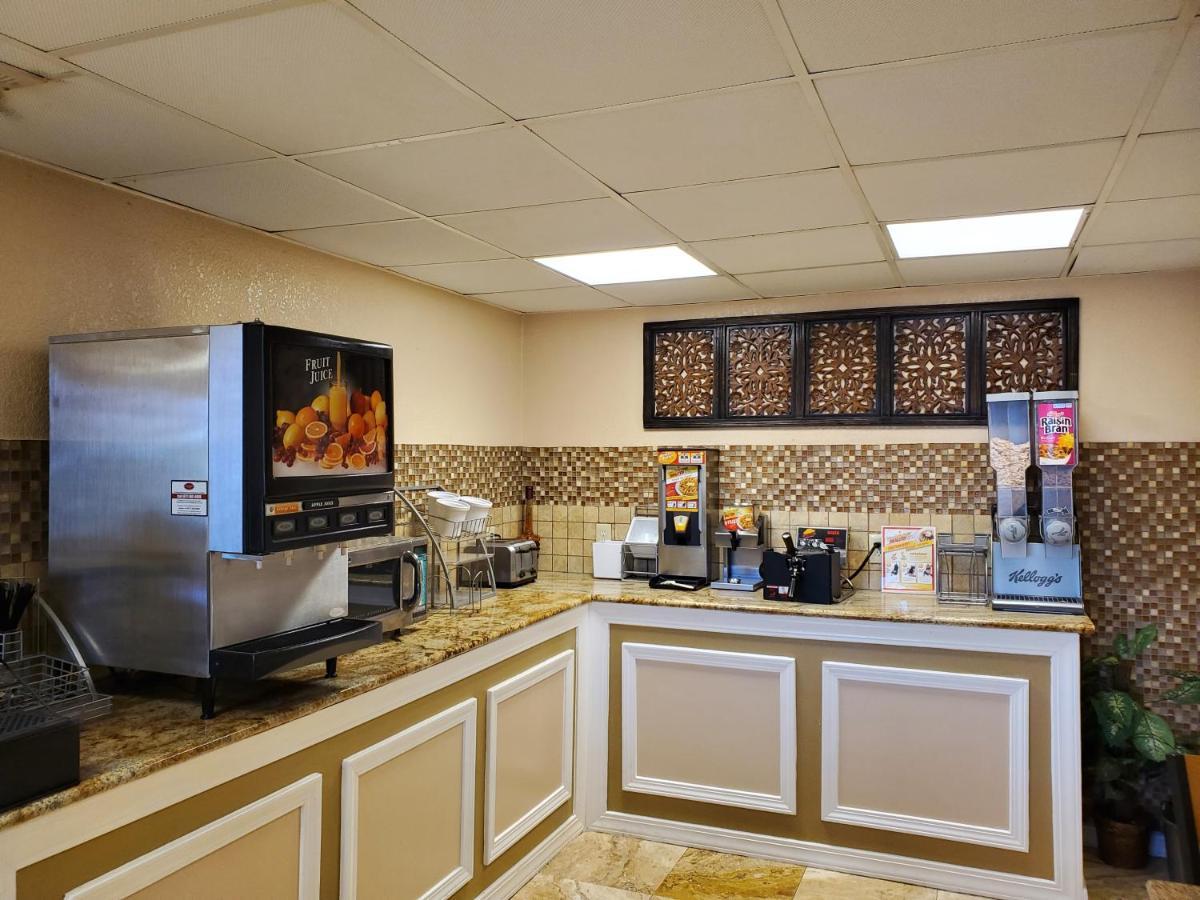 Hotel Super 8 By Wyndham Little Rock/North/Airport North Little Rock Esterno foto